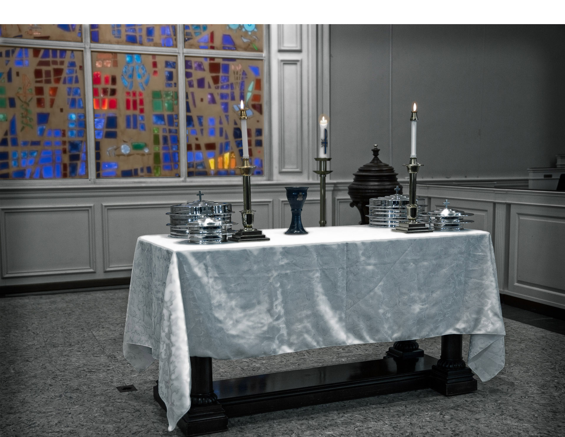 Photographs, illustrations, and images of Art Ministry's sanctuary installations for First Presbyterian Church of Hightstown, NJ